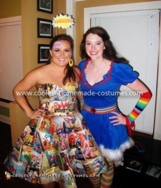 El disfraz de Comic Girl más genial: Comic Girl y Rainbow Brite