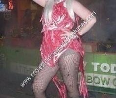 El vestido de carne hecho en casa más genial de Lady Gaga para adultos Idea de disfraz de Halloween