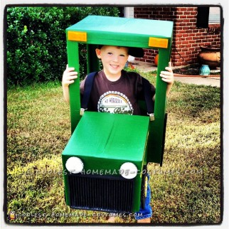 El disfraz de tractor John Deere más chulo para un niño de 4 años