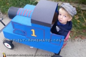 El mejor disfraz de hágalo usted mismo Thomas the Tank Engine en el automóvil