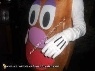 Idea casera de disfraz de Halloween de Sr. y Sra. Potato Head