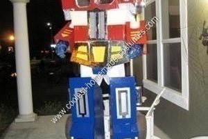 La mejor idea de disfraz de Halloween de Optimus Prime DIY