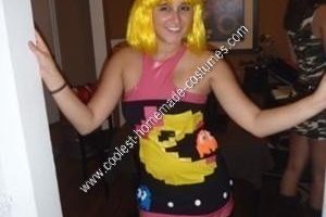 La mejor idea casera de disfraz sexy de Miss Pac-Man para Halloween