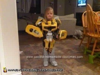 Transformador de disfraces casero Bumblebee