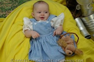 Disfraz de la pequeña Dorothy de El mago de Oz