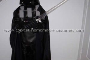 La mejor idea de disfraz de Halloween de Darth Vader DIY