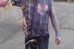 Traje mitad Iron Man mitad relleno