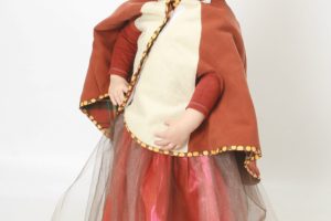 Disfraz creativo de reina criatura del bosque para niña