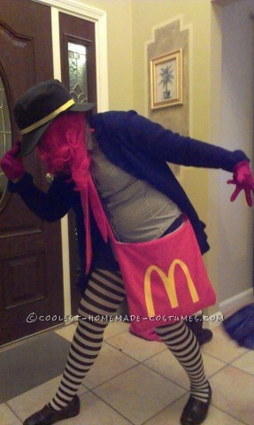 El mejor disfraz de Hamburglar de McDonald's para mujer que puedes hacer tú mismo
