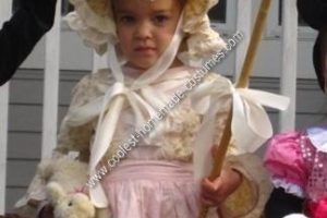 El mejor disfraz de Halloween hecho por ti mismo para la pequeña Bo Peep