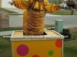 Cool DIY Jack in a Box disfraz de Halloween