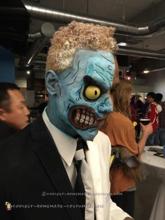 Disfraz y maquillaje de Batman de dos caras