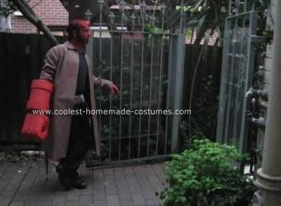     Disfraz de Hellboy para Halloween 