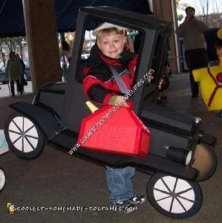 Disfraz de Halloween modelo T de coche casero
