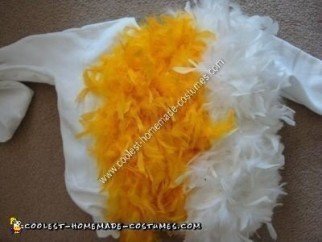 Ponle una boa de plumas a tu sudadera