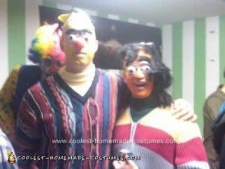 El espeluznante disfraz casero de Bert y Ernie