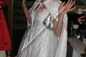 El mejor disfraz casero de bruja blanca de El león, la bruja y el armario