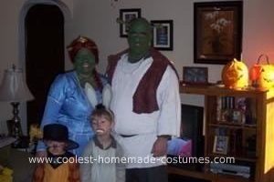 El mejor disfraz casero de la familia Shrek