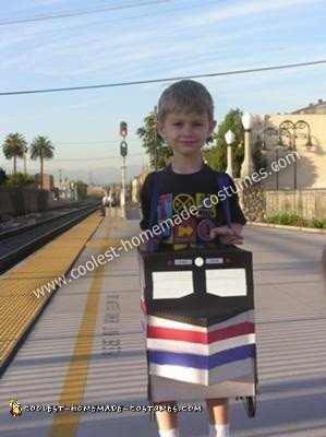 Traje de tren Amtrak hecho en casa