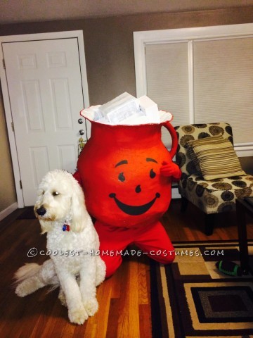 El mejor disfraz de Kool Aid Man