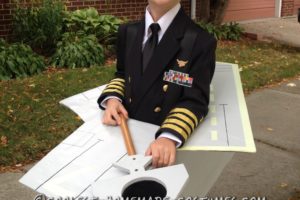 El mejor portaaviones y traje de capitán.