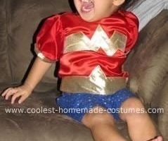 El minidisfraz casero más genial de Wonder Woman