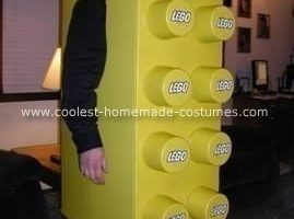 El traje de Lego de 4 pies más genial