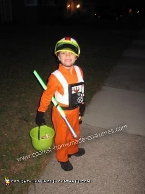 Traje casero de Luke Skywalker para el piloto de X-Wing