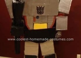 El transformador de traje casero más genial Megatrav