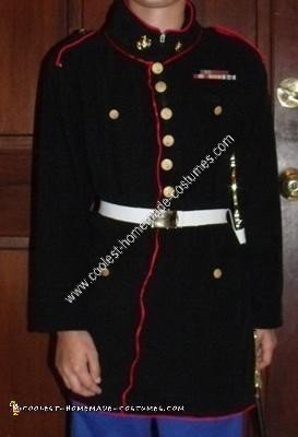 Traje azul de vestir hecho en casa del Cuerpo de Marines de EE. UU.