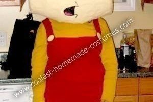 Genial disfraz casero de Stewie Griffin