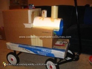 Disfraz casero de Thomas la locomotora
