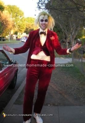 Disfraz casero para pareja Beetlejuice y Lydia