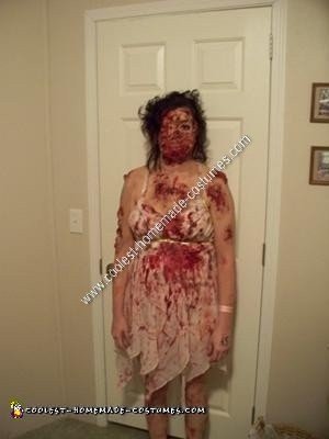 Idea de disfraz de Halloween único caníbal mutado hecho en casa