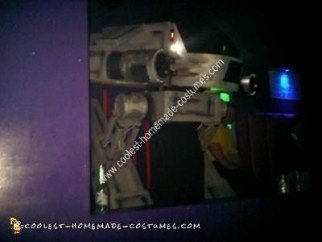 Robot casero ED 209 Idea de disfraz de Halloween