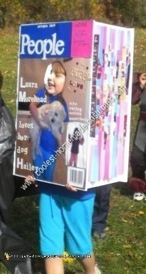 Páginas laterales de la portada de una revista casera Idea de disfraz de Halloween