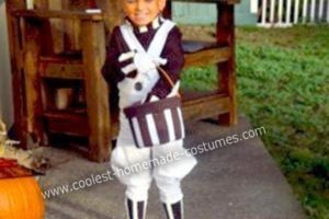 Lindo disfraz casero de Oompa-Loompa para niño