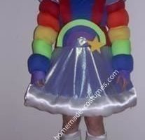 Lindo disfraz de Halloween Rainbow Brite hecho en casa