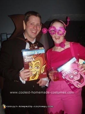 Disfraces caseros del Conde Chocula y Frankenberry para una pareja