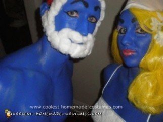 Disfraces caseros de Pitufina y Papá Pitufo para Halloween para adultos