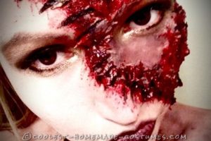 Maquillaje aterrador de reina del baile