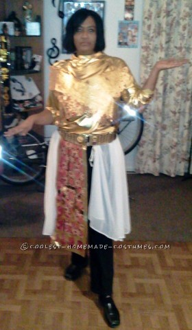 Genial disfraz de Michael Jackson de 