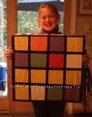 Disfraz de cubo de Rubik económico para todas las edades.