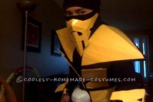 Genial escorpión del disfraz de Mortal Kombat