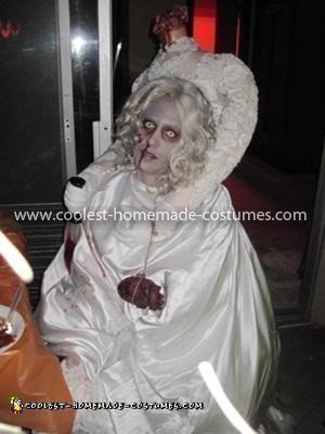 El disfraz de novia muerta más aterrador sin cabeza 78