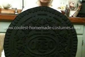 Genial disfraz de galleta Oreo