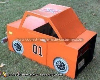 El disfraz más chulo del General Lee Duke of Hazzard 2