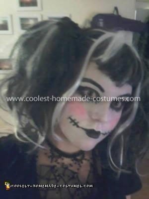 El mejor disfraz de muñeca de los muertos vivientes.