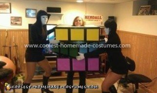 Traje de cubo de Rubik hecho en casa