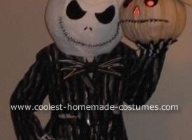 Genial disfraz casero de papel maché de Jack Skellington